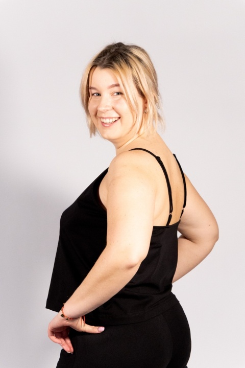 Top Amelia
